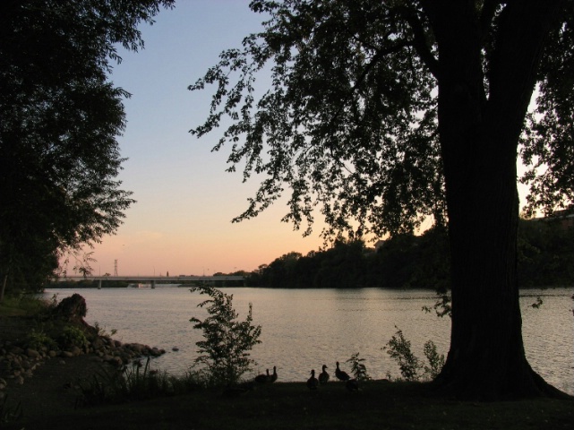 Riverside Sundown