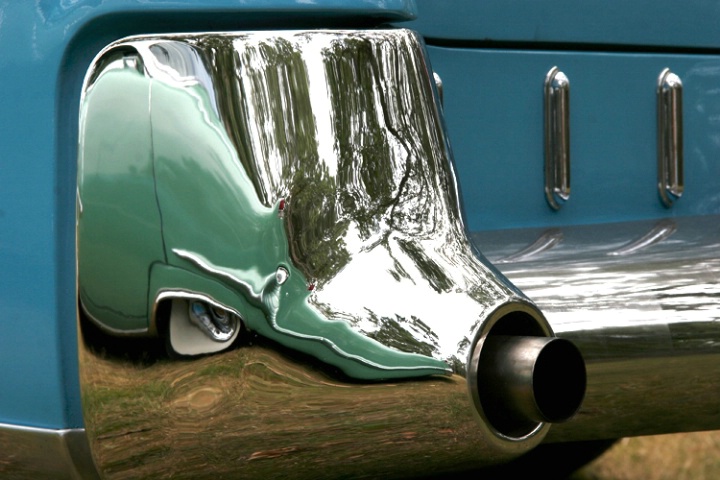 Cadi Tail Pipe Reflections 