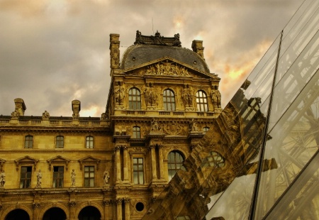 Louvre Reflection