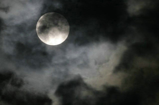 Full moon 06 - ID: 1489318 © Anthony Cerimele