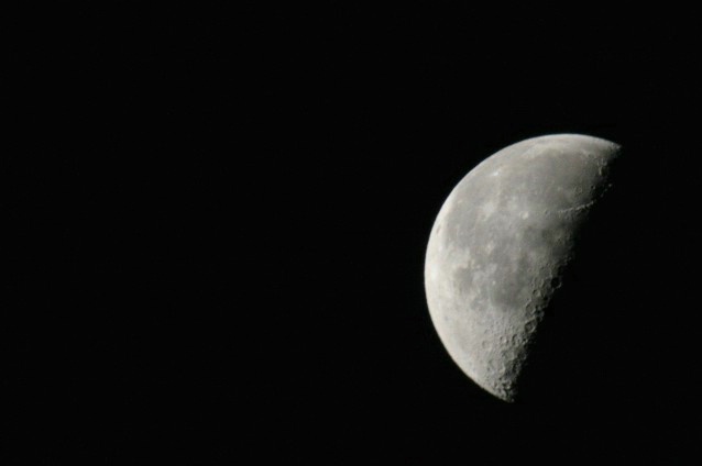 Half moon 07  - ID: 1489369 © Anthony Cerimele