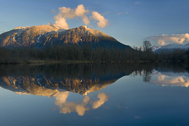 Mount Si with New Snow in Reflection - ID: 1511630 © John Tubbs
