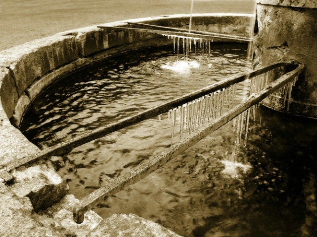 Piazza Duomo fountain