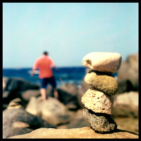 stacking rocks in aruba