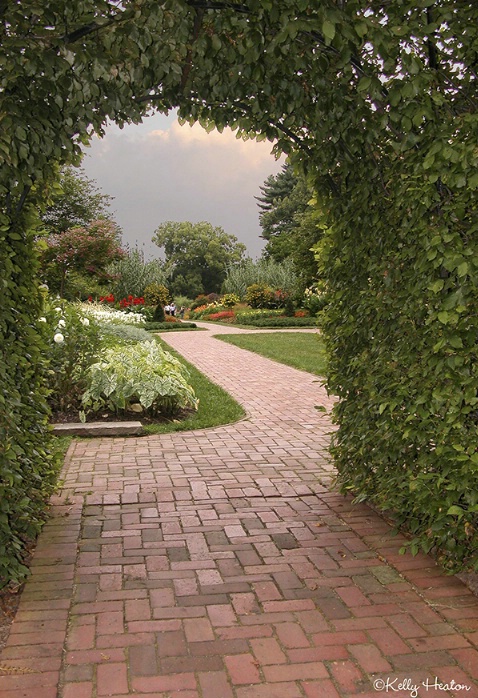 Garden Passage