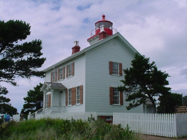Yakina Bay Lighthouse, Oregon