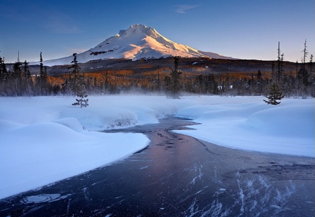 Cold Sunrise on Hood