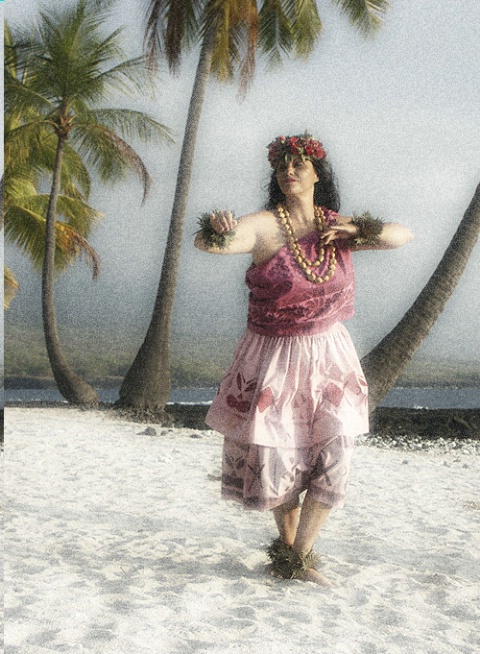 Hula Dancer with Diffuse Glow Filter