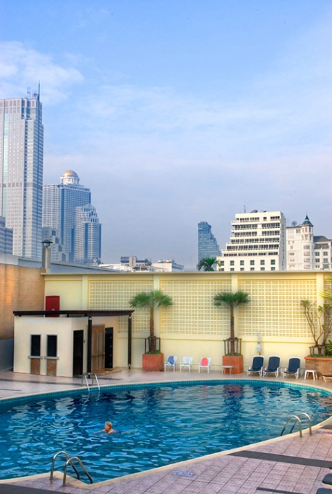 Swiming in Bangkok