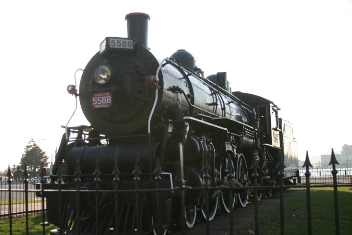 Spirit of Windsor - Close up from a low angle