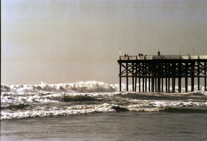 San Diego pier - ID: 1998603 © Heather Robertson