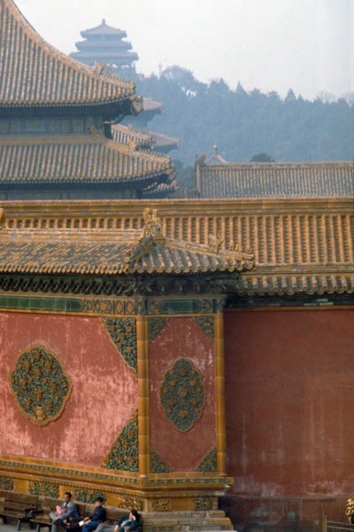 Forbidden City Remains Aloof