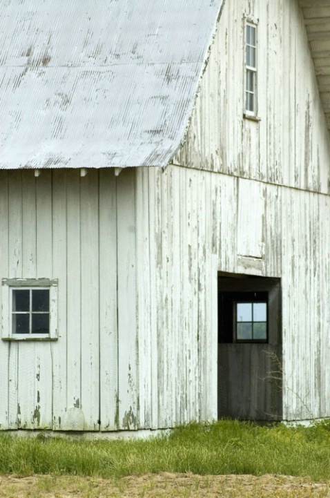 Close up/Vertical Barn & Windows