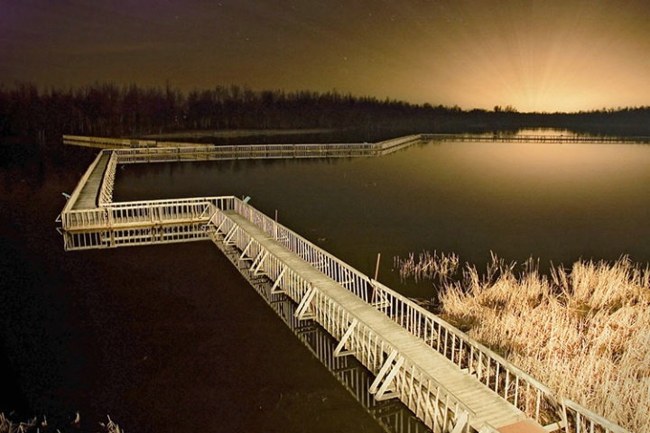 Footbridge af night
