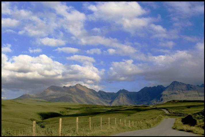road to the cullin clouds - ID: 2101232 © Stuart May