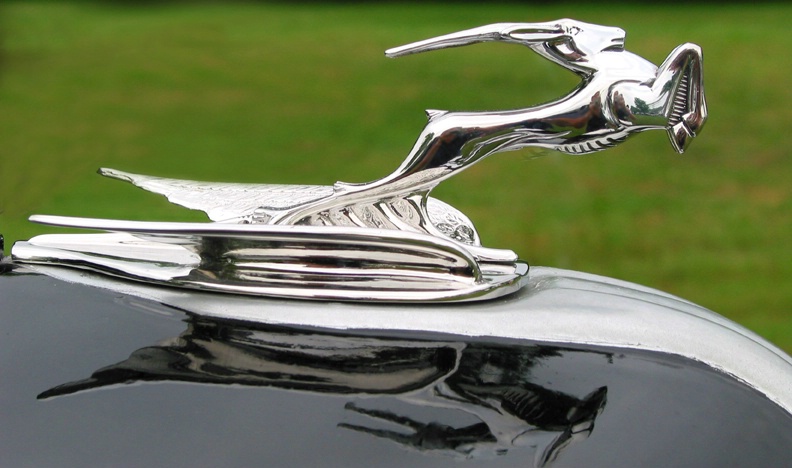 31 Chrysler Hood Ornament