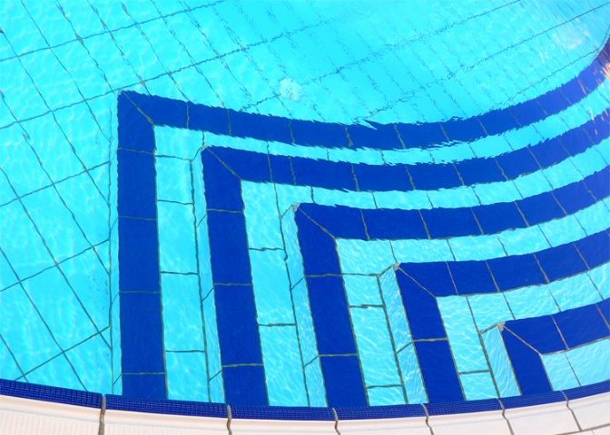 Pool steps