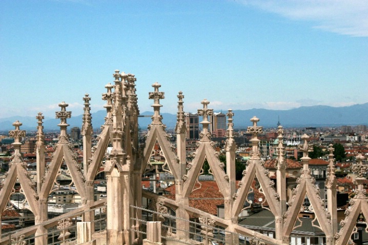 Duomo Cathedral  Milan, Italy