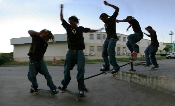 Front tail sequence