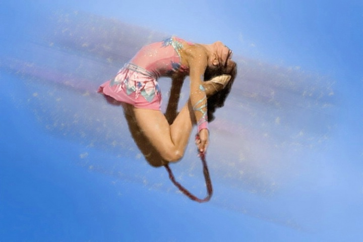 ROPE GYMNAST