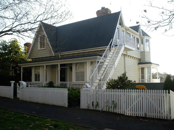 2 Storey Villa Freemans Bay Auckland New Zealand  - ID: 2451756 © al armiger