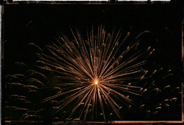 Fireworks. - ID: 2462769 © DEBORAH thompson