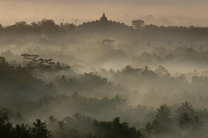 Misty Borobudur 