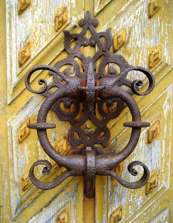 ~royal doorknocker~