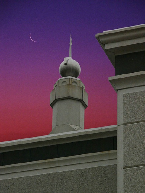 A New Moon over the Mosque