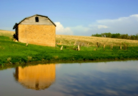 Barn on the Pond