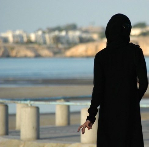Omani woman September 2006