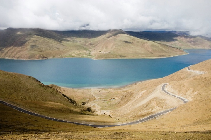 Yamdroktso Lake, Tibet,  at 4000m+