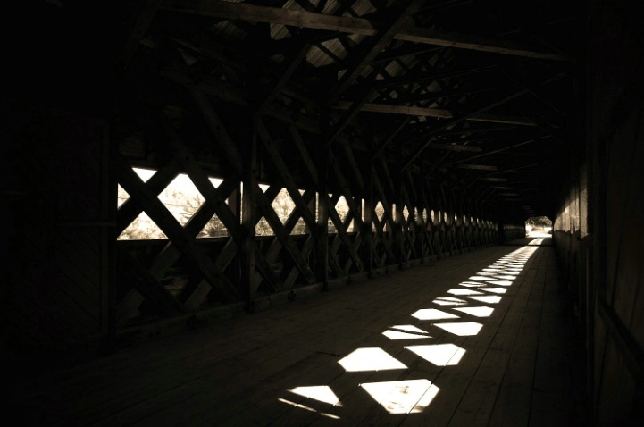 Bridge Light