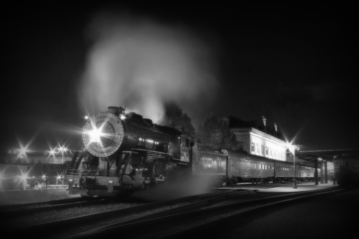 Night Train - Leaving the station