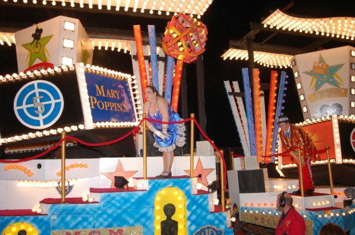 carnival float 7 nov 9th 2006