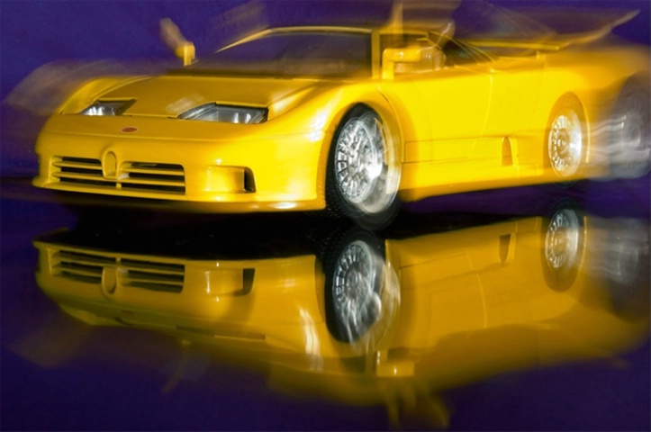 Zoom Yellow Car