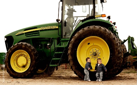 ~Lil' Farmer Girls~