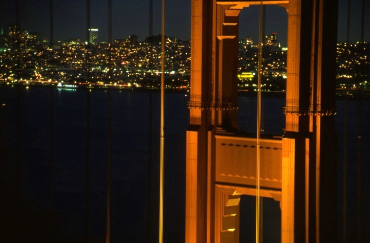 Golden Gate Bridge - San Francisco - ID: 3126092 © Larry Lightner