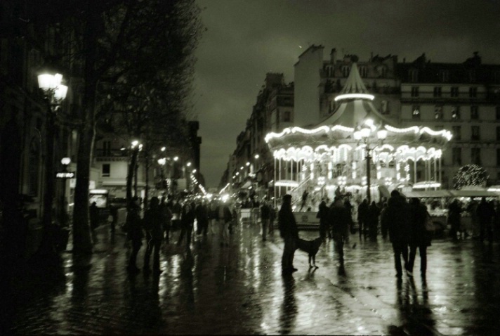 Carousel - Paris - ID: 3127530 © Larry Lightner