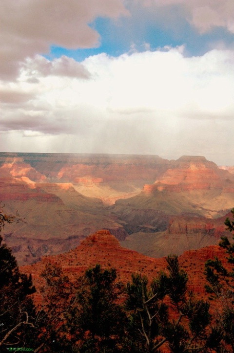 Rain In the Grand Canyon