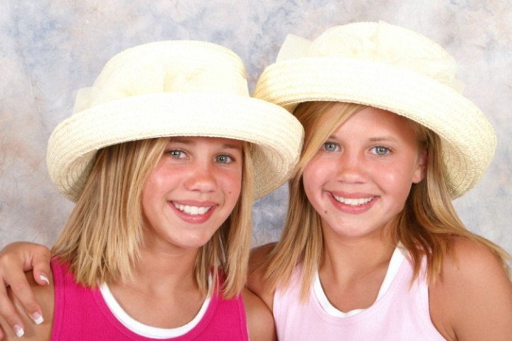 Twin bonnets