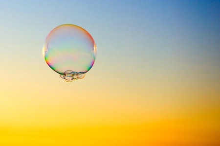Soap Bubble in Flight