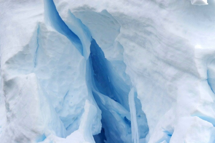 Antarctica-63 - ID: 3295320 © Karen Johnson