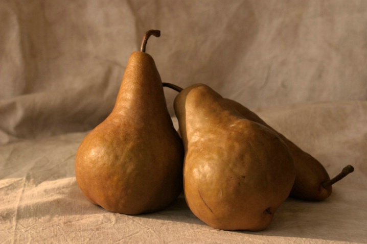 Pears 3