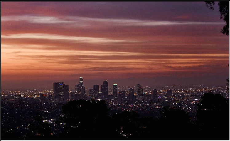 LA At Dawn - ID: 3321881 © Endre Balogh