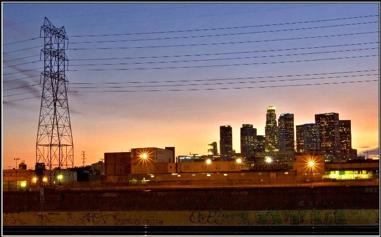 Industrial LA - ID: 3321888 © Endre Balogh
