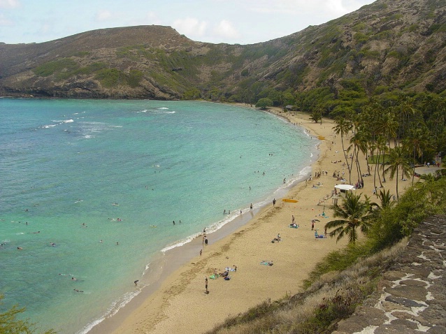 Huanauma Bay - ID: 3324963 © Nichole Gonzalez