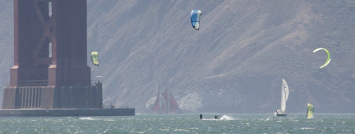 Kiteboarders at the North Tower