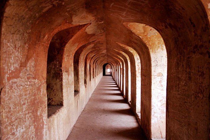 Labyrinth, Lucknow