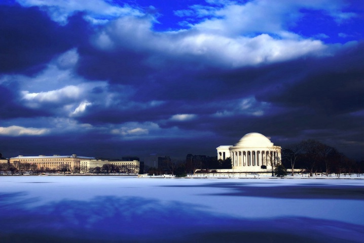 The Jefferson Memorial on Ice